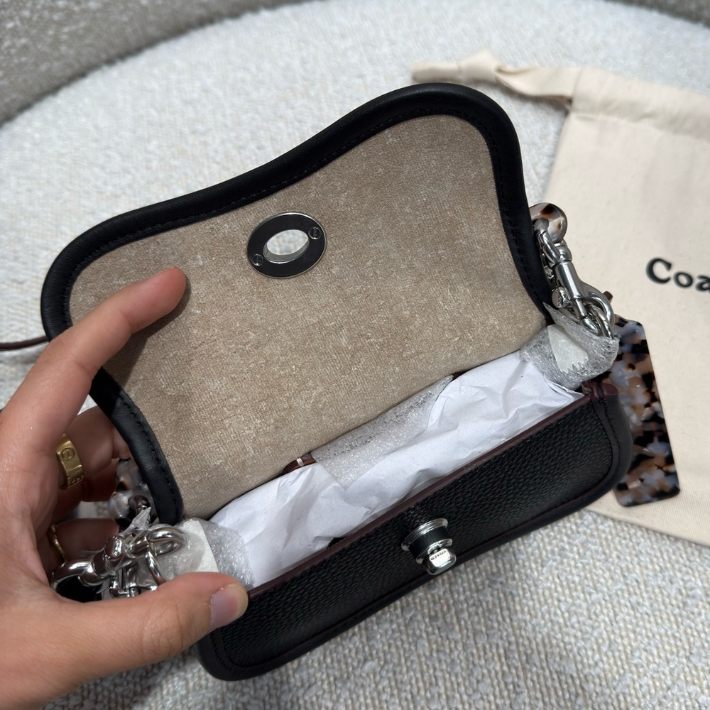 Limited Edition Coach Black Crossbody Dinky Bag with Tortoise Shell Chain Strap - Picture 4 of 6